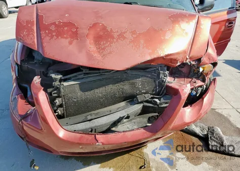 2006 Chrysler Town & Country Lx из США, поврежденный, VIN 1A4GP44R46B568737